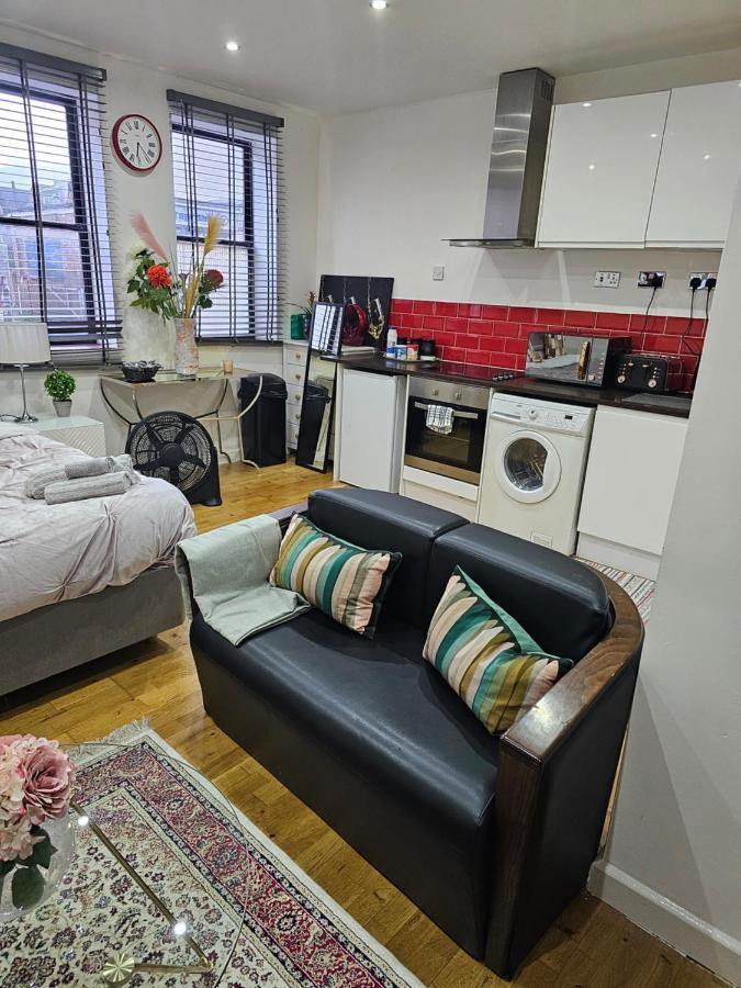 Empire Studio Apartment เบดฟอร์ด ภายนอก รูปภาพ